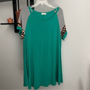 Larace Women’s Plus Size Tunic, Size 2X